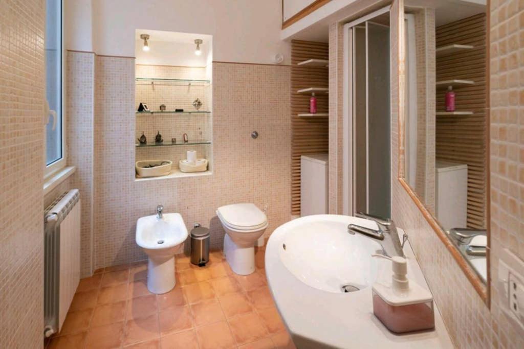 Il Velarium Del Colosseo Apartment Rome Exterior photo